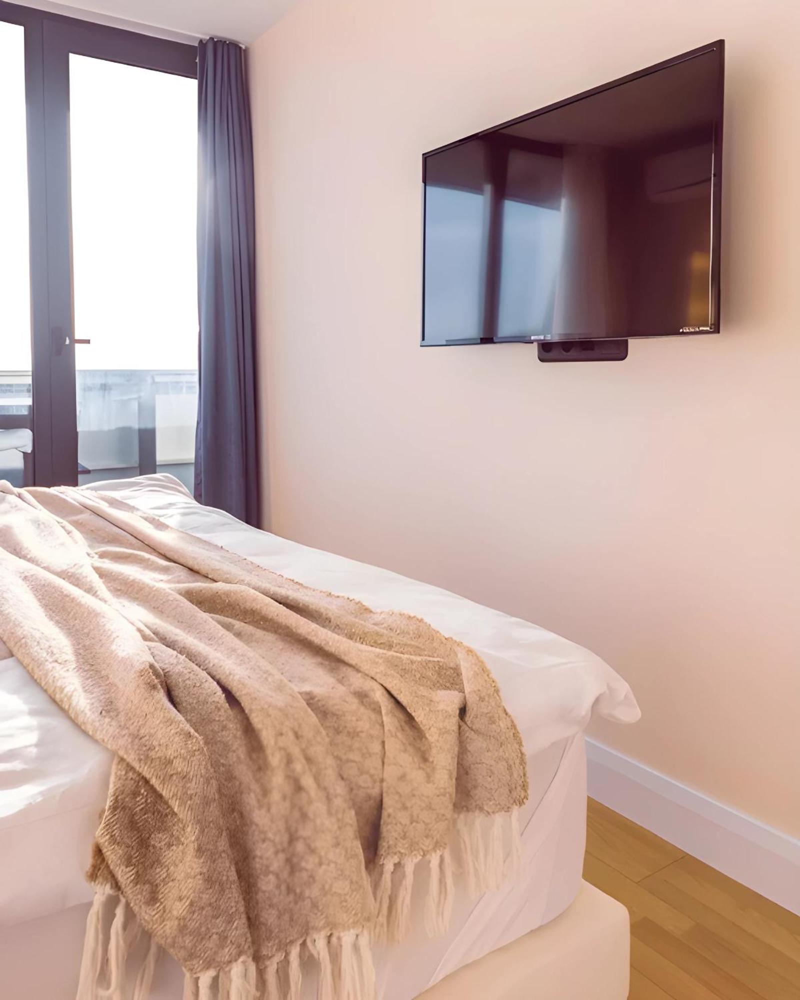 Luxury Orbi City Sea View Aparthotel Batumi Exterior foto